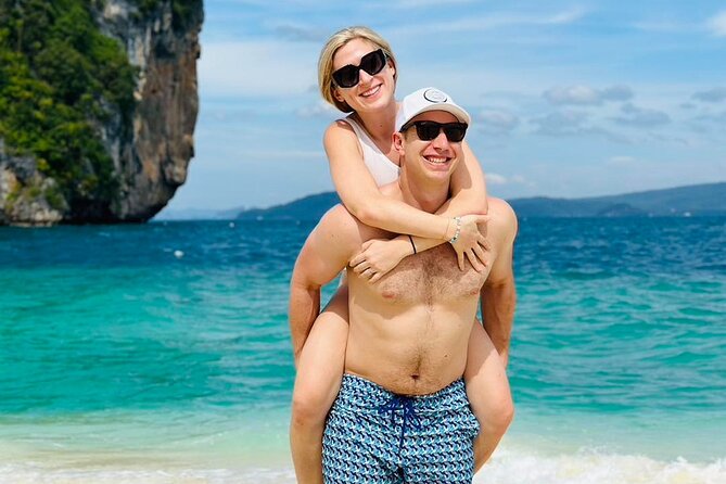 Private Longtail Boat Tour to Hong Islands - Lading Island, the quiet final beach stop