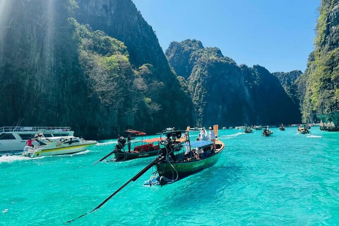 Private Speedboat Tour to Phi Phi Islands From Krabi - Cruising toward Phi Phi Leh