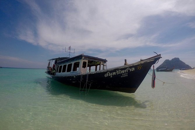 Private Tour to Hong Islands & 4 Islands with Sunset & Night Snorkel - The guides are a major part of the experience