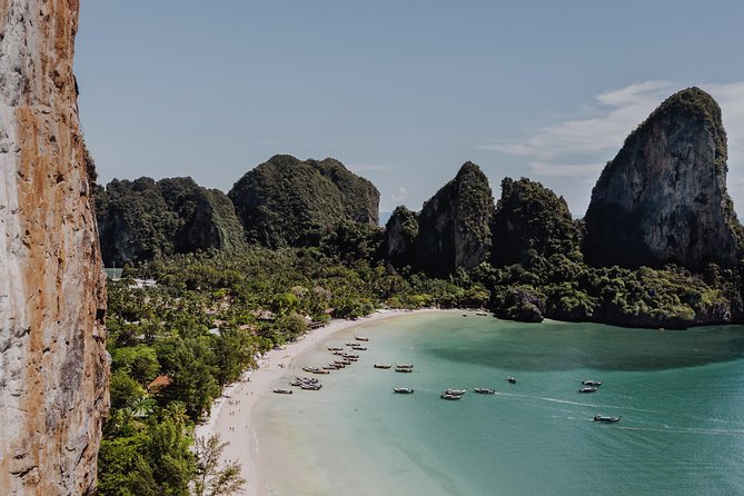 Private Transfer from Krabi to Phuket with 2h of Sightseeing - From your Krabi accommodation to the road