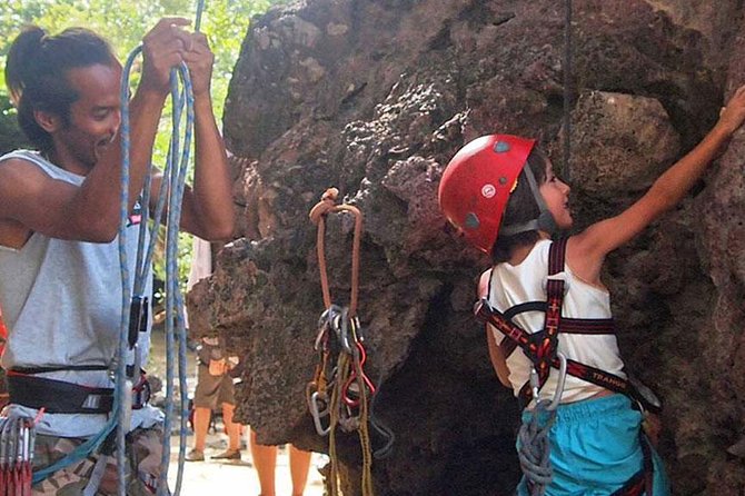 Rock Climbing at Railay Beach Krabi - Transport, group size, and the rhythm of the day