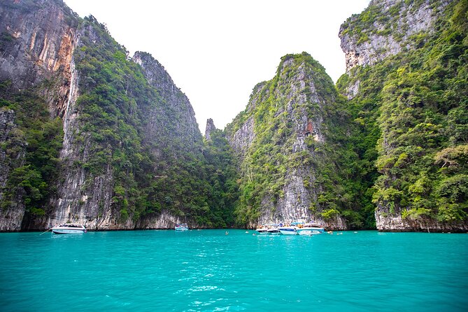 Sea Breeze Calm You On Phi Phi Islands Tour From Krabi - Bamboo Island starts the day with sand and water