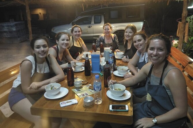 Small-Group Smart Thai Cooking Class in Krabi - The open-air kitchen and first lesson