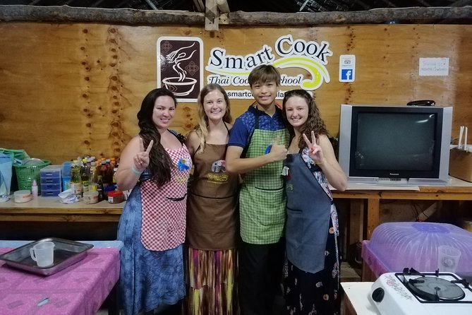 Smart Cook Thai Cookery School in Aonang, Krabi - Choosing five dishes and adjusting the heat