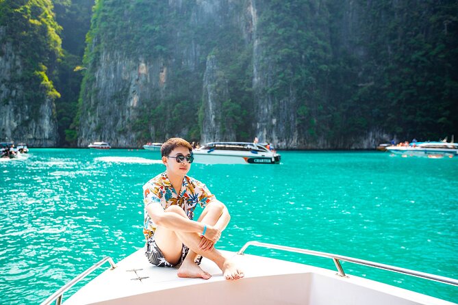 Snorkeling to Phi Phi Islands by Speedboat from Koh Lanta - Snorkeling near Shark Point and Blacktip Reef Shark Point