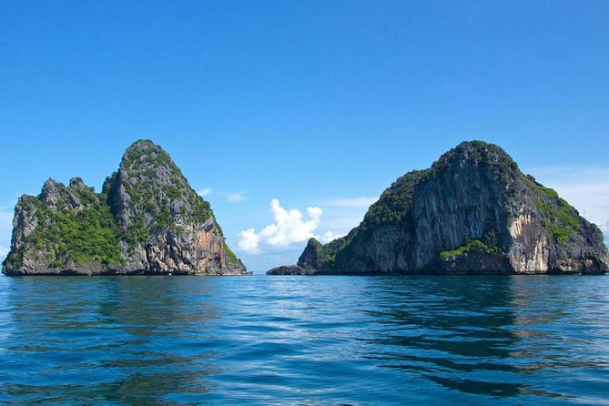 Snorkeling Tour to 4 Islands(Emerald Cave) From Koh Lanta by Speedboat - Emerald Cave gives the day its purpose