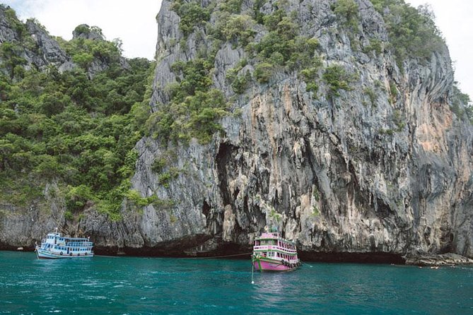 Snorkeling Tour to 4 Islands(Emerald Cave) From Koh Lanta by Speedboat - Transfers and the 9:00 am start