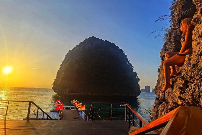 Sunset and Plankton Snorkeling by Speedboat from Phi Phi Don - Why the nighttime plankton makes this trip different