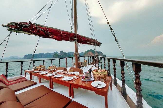 Sunset Culinary & Romance Cruise – Krabi - The nighttime swim with glowing plankton