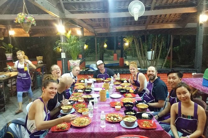The Best Cooking Class at Thai Charm Cooking School in Krabi - Who should book this Krabi cooking class