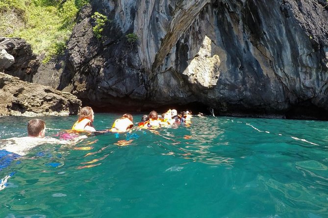 Tin Adventure Sea Tour to 4 Islands & Emerald Cave from Koh Lanta - The crew and the feel of the day