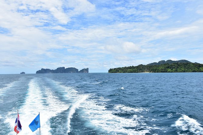 Travel from Koh Phi Phi to Krabi by Ferry/Speedboat - Choosing between the upper deck and air-conditioning
