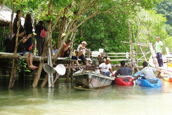 Tung Yee Peng Mangrove Forest Tour By Longtail Boat From Koh Lanta - The fish farm and mangrove restaurant stop