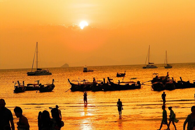 Twilight Bliss 7 Islands and Plankton Night from Krabi - At a glance